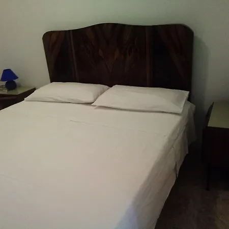 Holiday home Il Viaggiatore Sperduto Pezze Di Greco